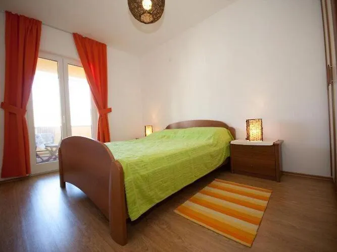 Briest - One Bedroom With Balcony A2 2 *